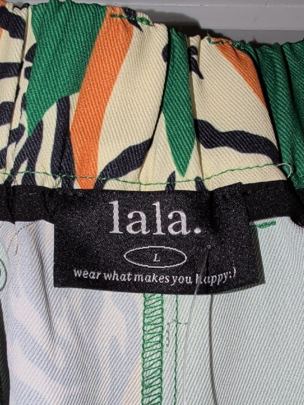 Dressed In lala Tiger Print Green Pants - Picture 3 of 4